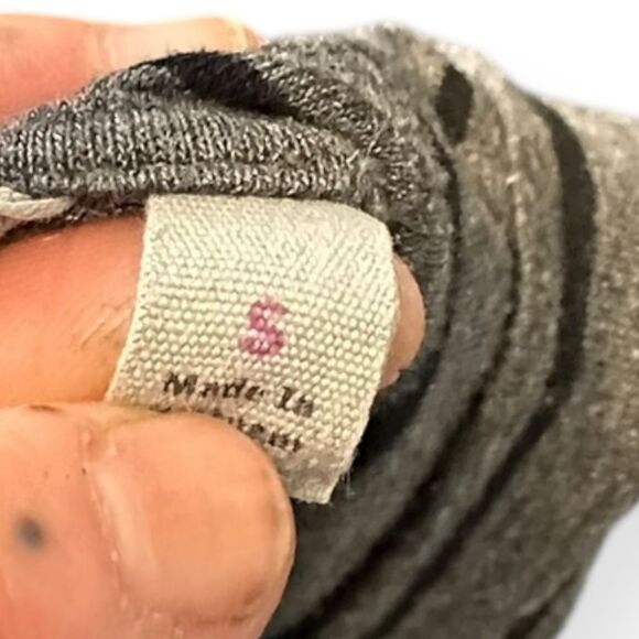 ATHLETA Women’s Gray Black Stripe Threadlight Long Sleeve Turtleneck Top Size Sm - Picture 5 of 7